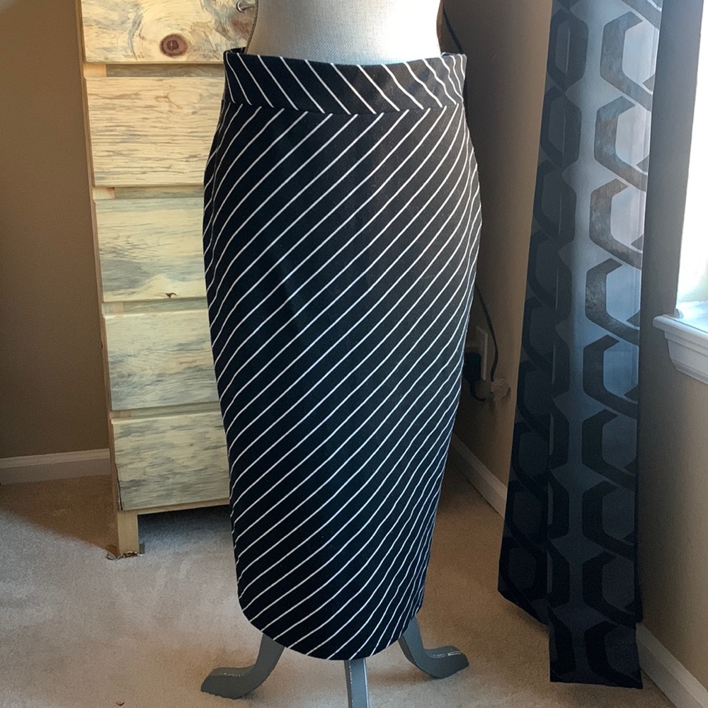 black skirt diagonal white striped midi length skirt size medium